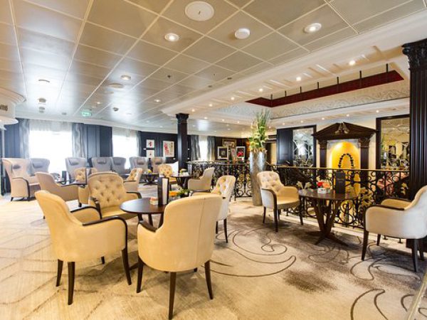 mosaic-lounge